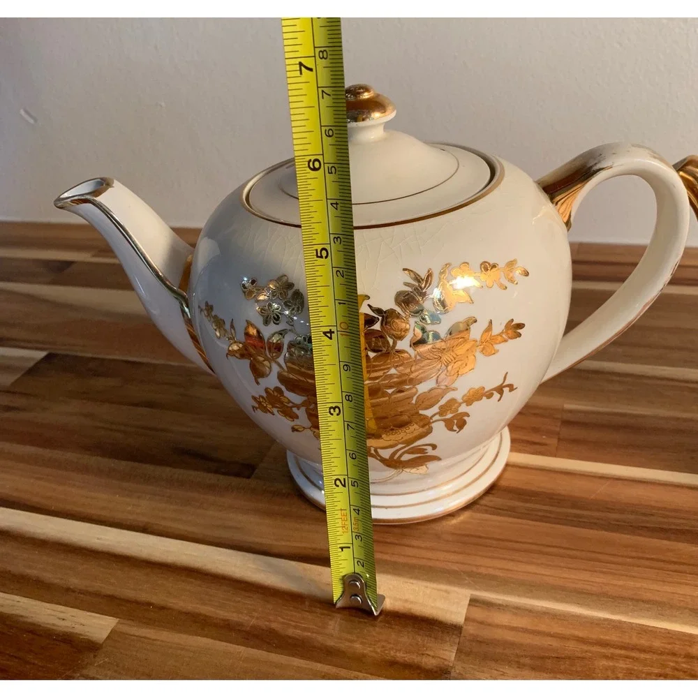 Sadler England Vintage Teapot Gold Gilded Floral White Ceramic Retro 1555B Rare